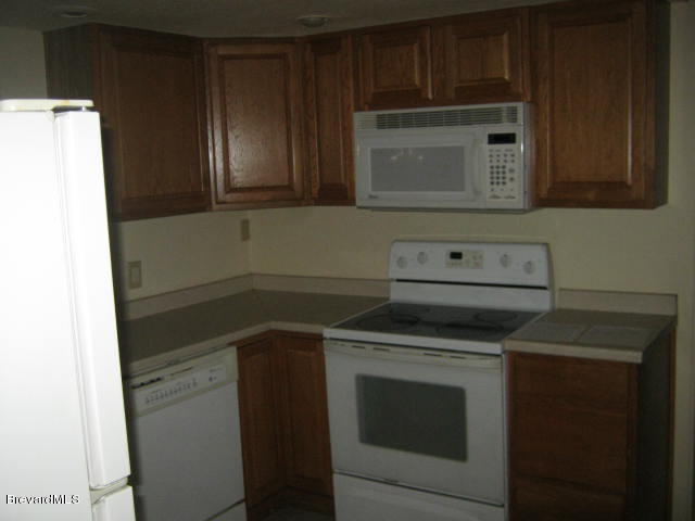 897 Jefferson Road Rockledge, FL 32955 - Photo 10 of 11 Kitchen