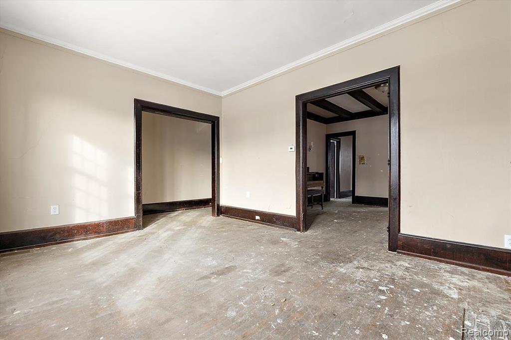 3000 Field Street Detroit, MI 48214 - Photo 6 of 77
