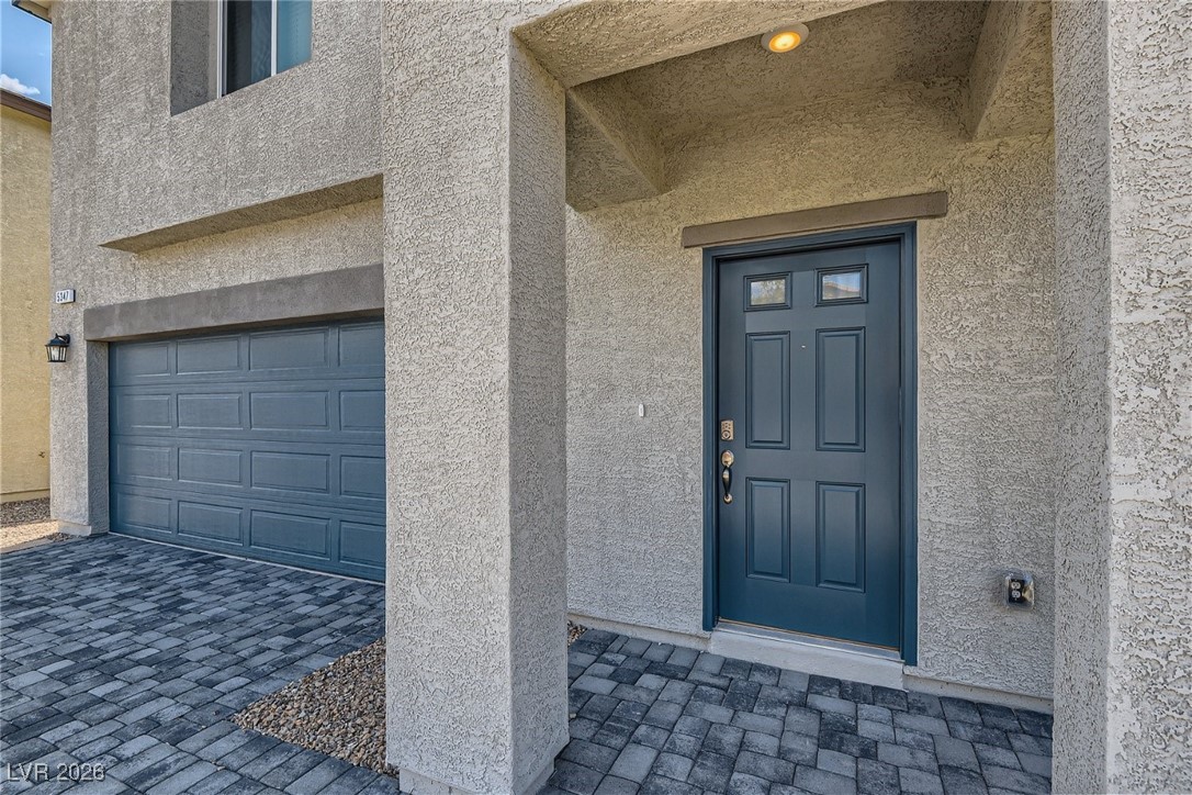 5347 Maroon Guava Street Las Vegas, NV 89113 - Photo 3 of 29