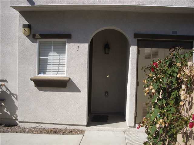 293 Reef Point Way, Unit 1 Oceanside, CA 92058 - Photo 2 of 3