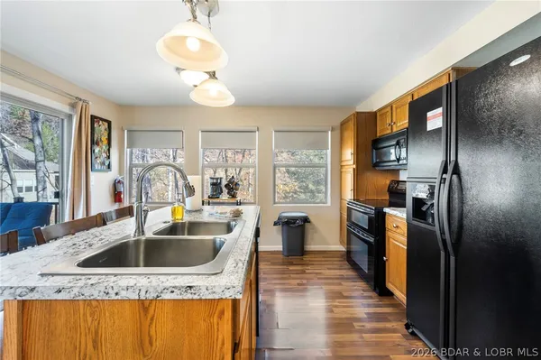 $425,000 | 206 Yacht Club Landing Drive, Lake Ozark, MO 65049