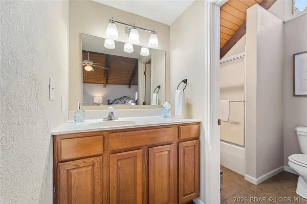 $425,000 | 206 Yacht Club Landing Drive, Lake Ozark, MO 65049