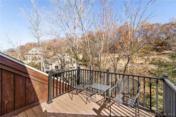 $425,000 | 206 Yacht Club Landing Drive, Lake Ozark, MO 65049