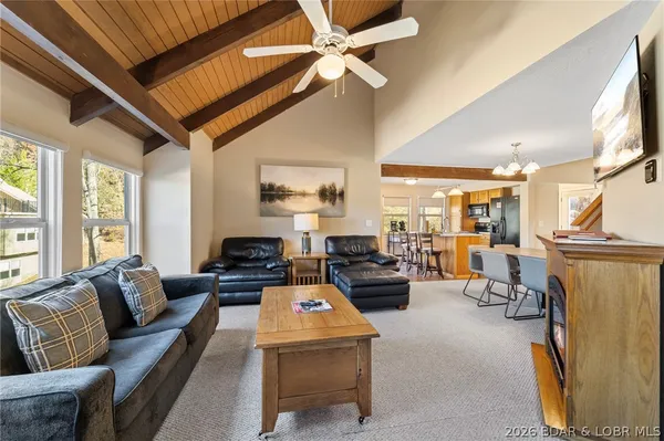 $425,000 | 206 Yacht Club Landing Drive, Lake Ozark, MO 65049