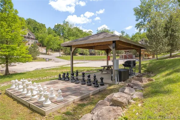 $425,000 | 206 Yacht Club Landing Drive, Lake Ozark, MO 65049