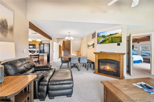 $425,000 | 206 Yacht Club Landing Drive, Lake Ozark, MO 65049