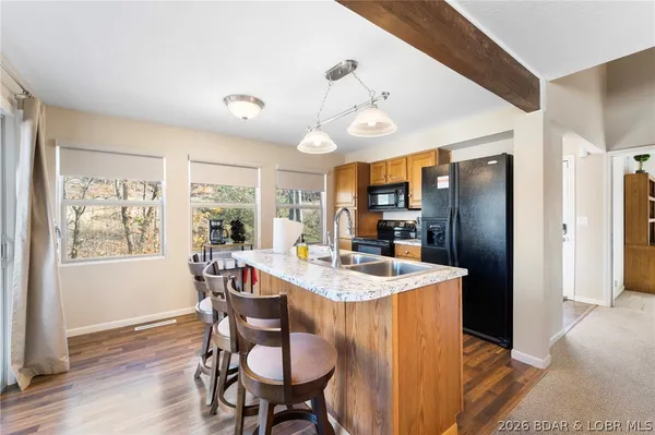 $425,000 | 206 Yacht Club Landing Drive, Lake Ozark, MO 65049