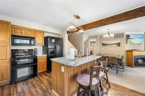 $425,000 | 206 Yacht Club Landing Drive, Lake Ozark, MO 65049