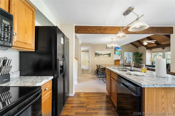 $425,000 | 206 Yacht Club Landing Drive, Lake Ozark, MO 65049