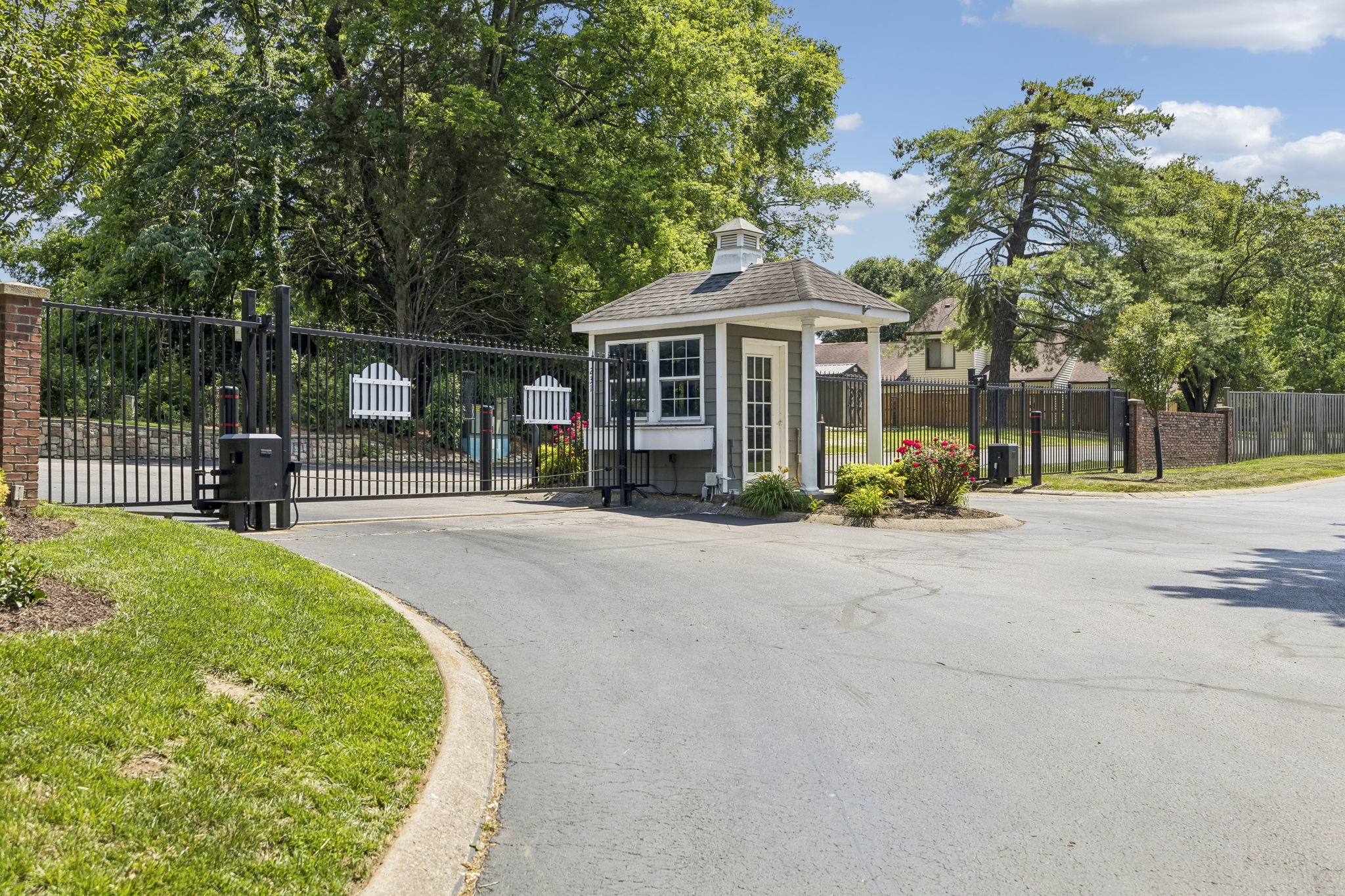 231 Green Harbor Road, Unit 3 Old Hickory, TN 37138 - Photo 2 of 61