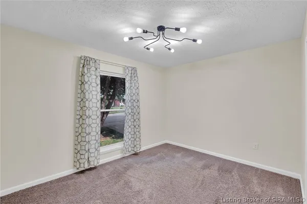 $319,900 | 1411 Blackwood Court, Jeffersonville, IN 47130