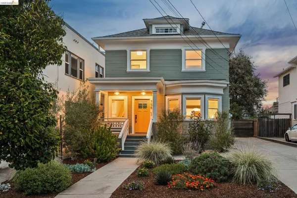 $1,298,000 | 758 61st Street, Oakland, CA 94609