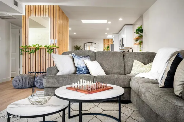 $4,200 | 3210 South Kachina Drive, Tempe, AZ 85282