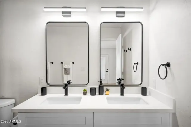 $4,200 | 3210 South Kachina Drive, Tempe, AZ 85282