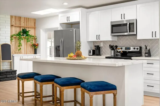 $4,200 | 3210 South Kachina Drive, Tempe, AZ 85282