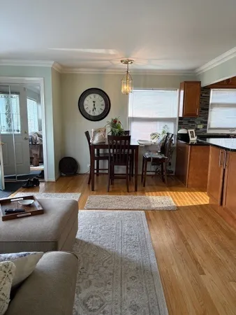 $3,400 | 312 North Reuter Drive, Arlington Heights, IL 60005