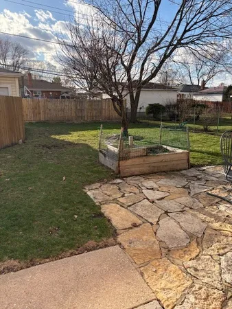 $3,400 | 312 North Reuter Drive, Arlington Heights, IL 60005