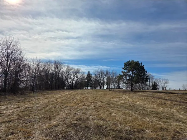 $90,000 | 10464 Highway 18, Butler, MO 64730