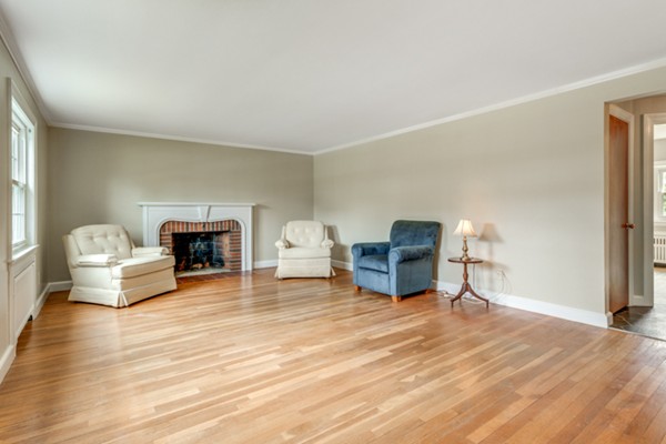 506 Brook Road Milton, MA 02186 - Photo 5 of 30 Gallery Image 5