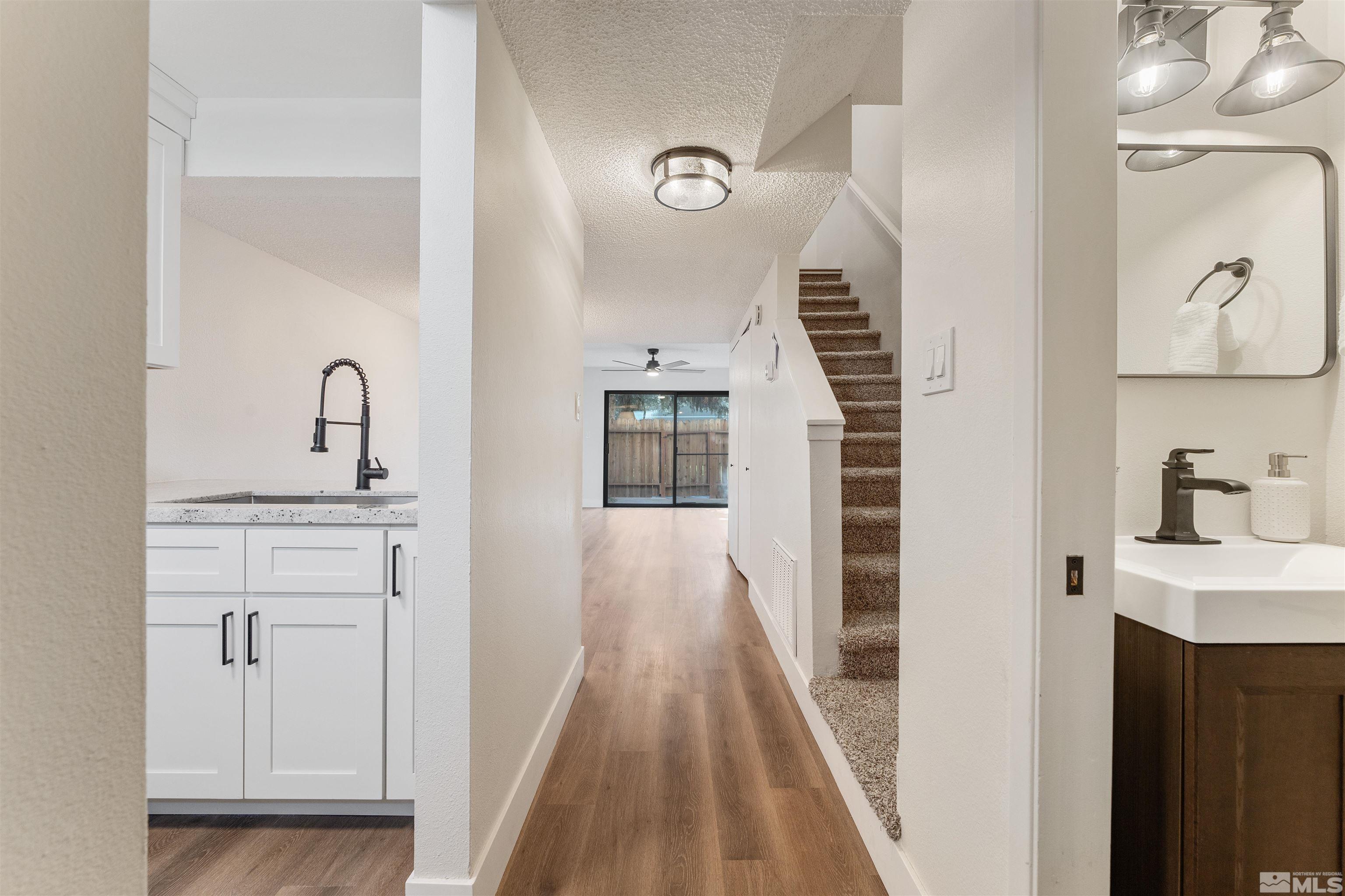863 Nutmeg Place, Unit 18 Reno, NV 89502 - Photo 14 of 32 Photo 14