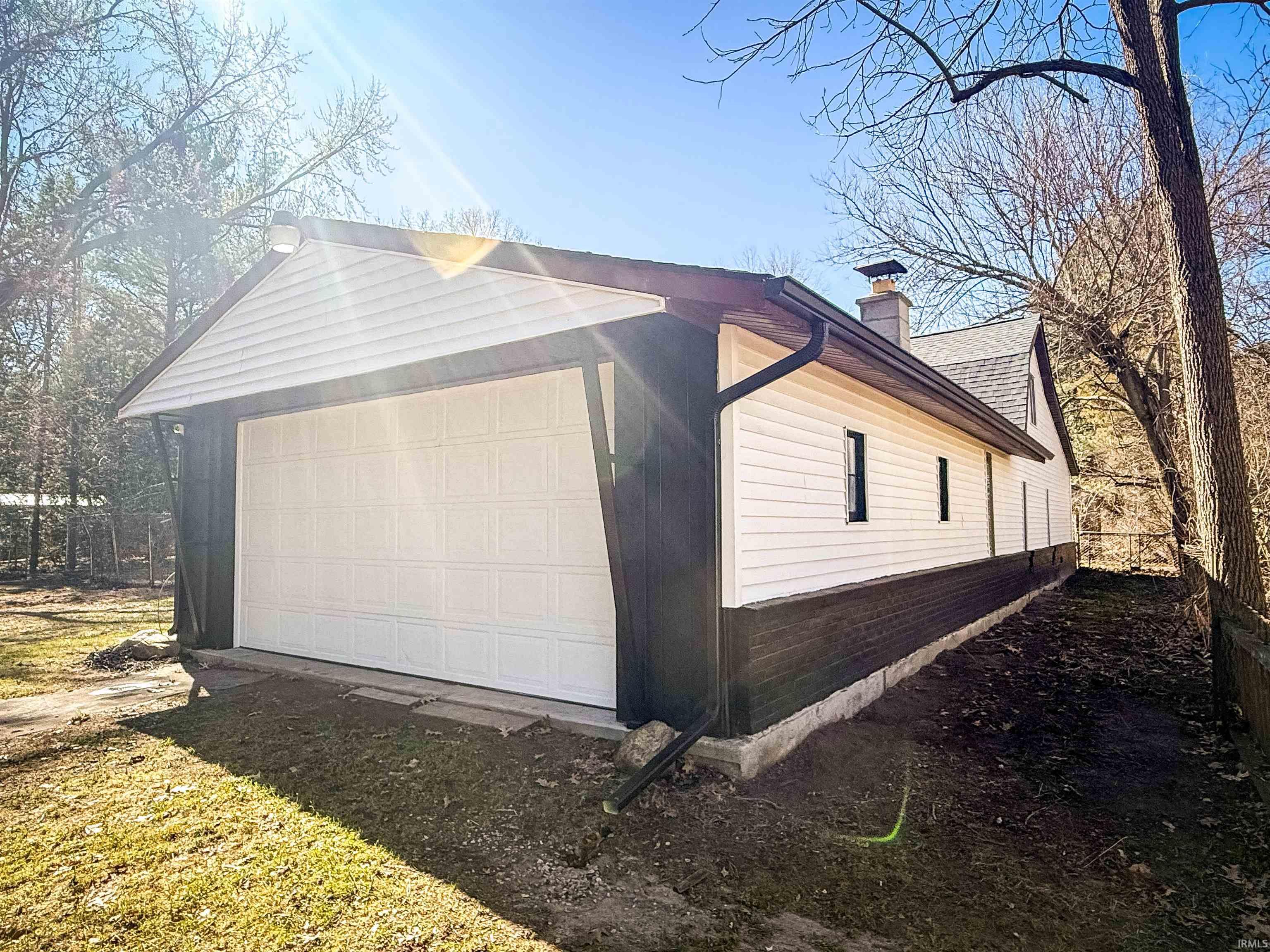 55759 Apple Road Osceola, IN 46561 - Photo 3 of 36 Gallery Image 3