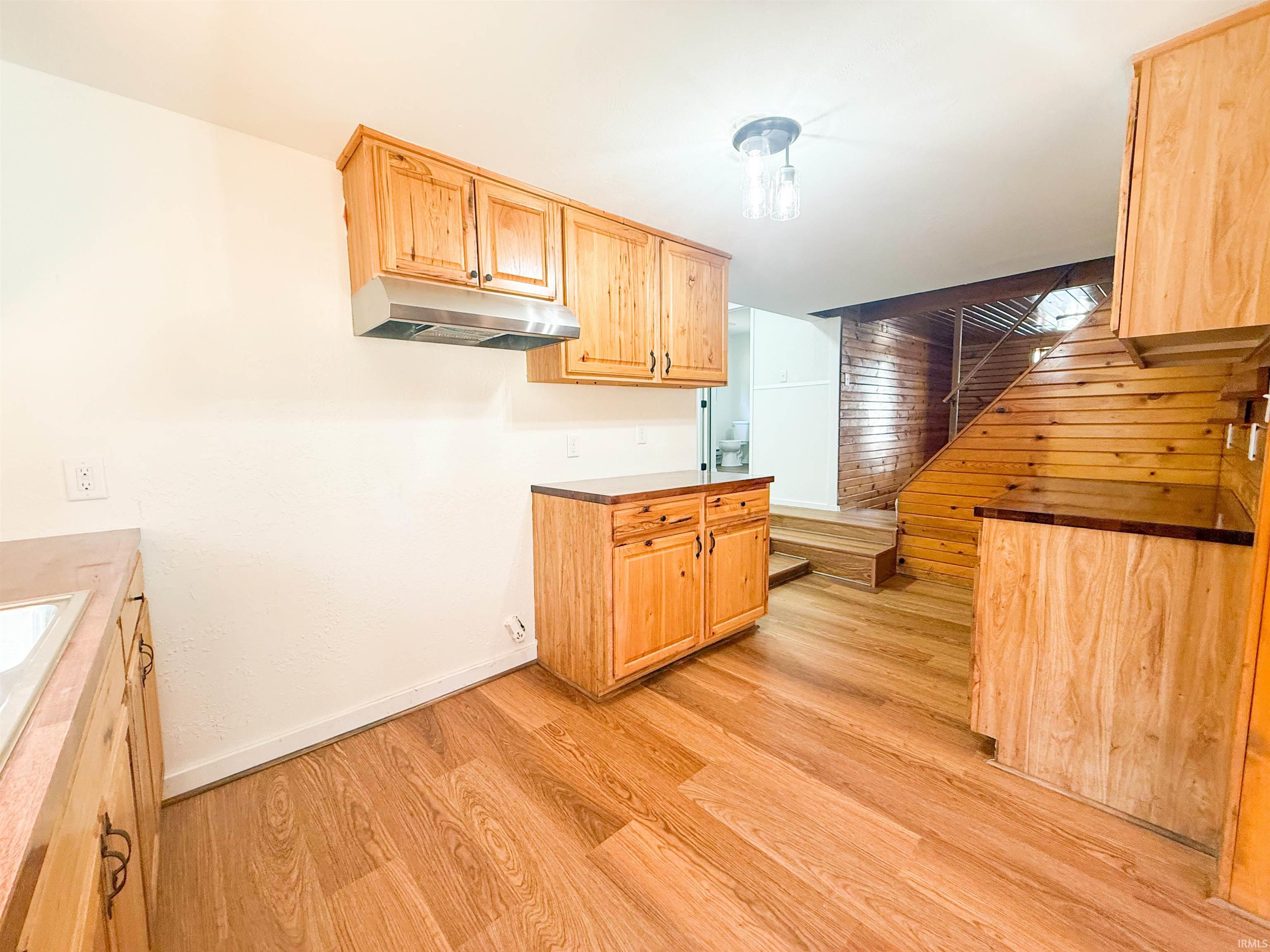 55759 Apple Road Osceola, IN 46561 - Photo 6 of 36 Gallery Image 6
