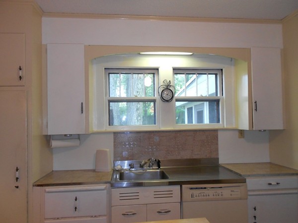 291 Trafton Road Springfield, MA 01108 - Photo 5 of 28 Gallery Image 5