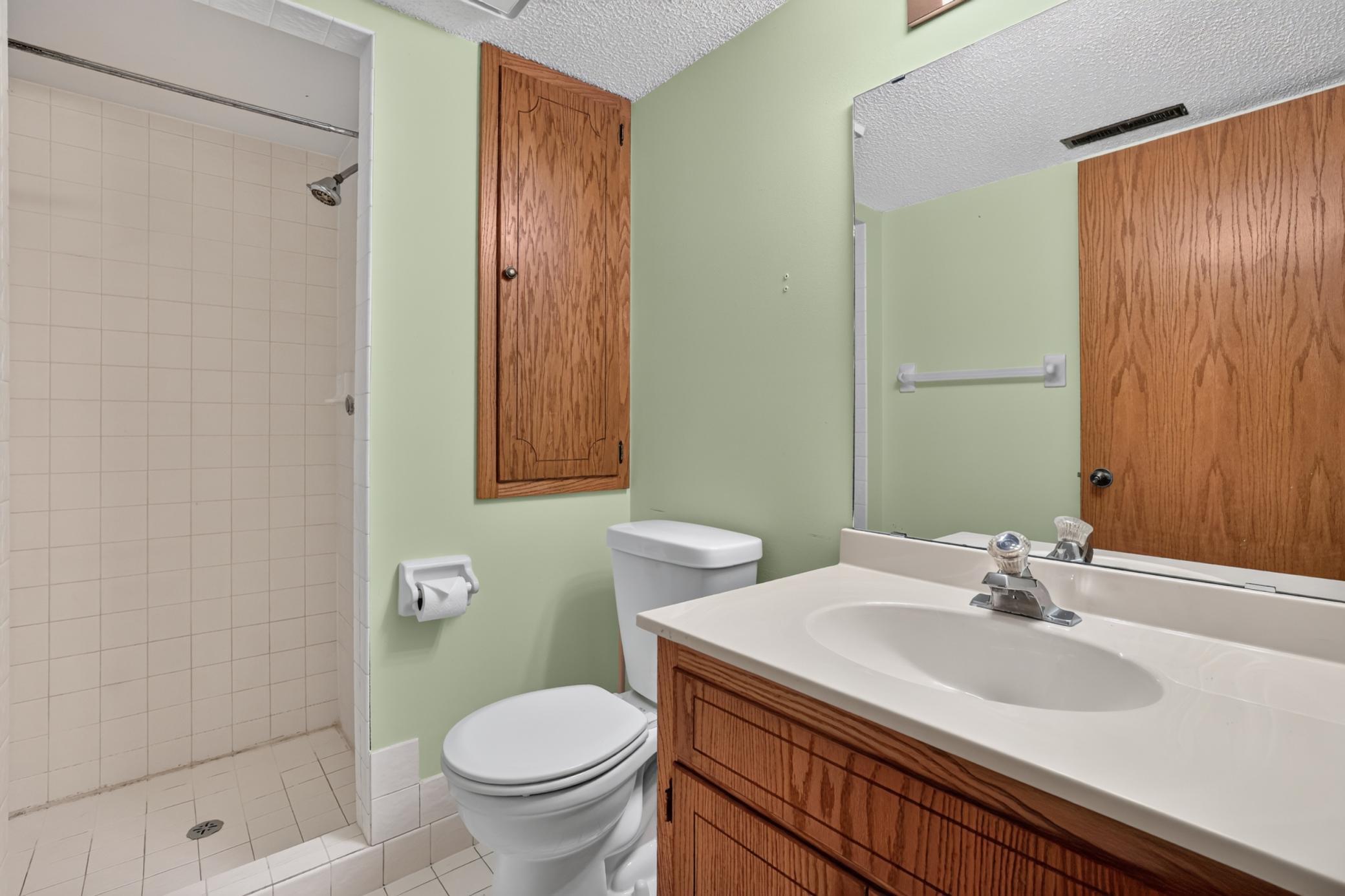 4911 22nd Avenue Northwest Rochester, MN 55901 - Photo 31 of 43