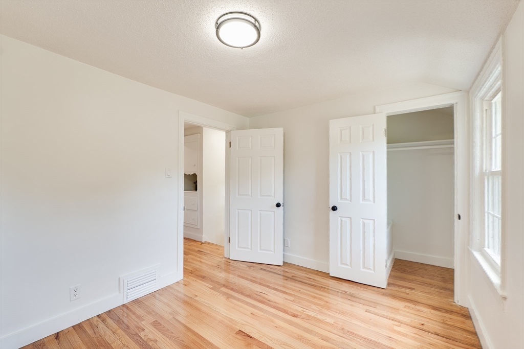 1386 Piper Road West Springfield, MA 01089 - Photo 31 of 39