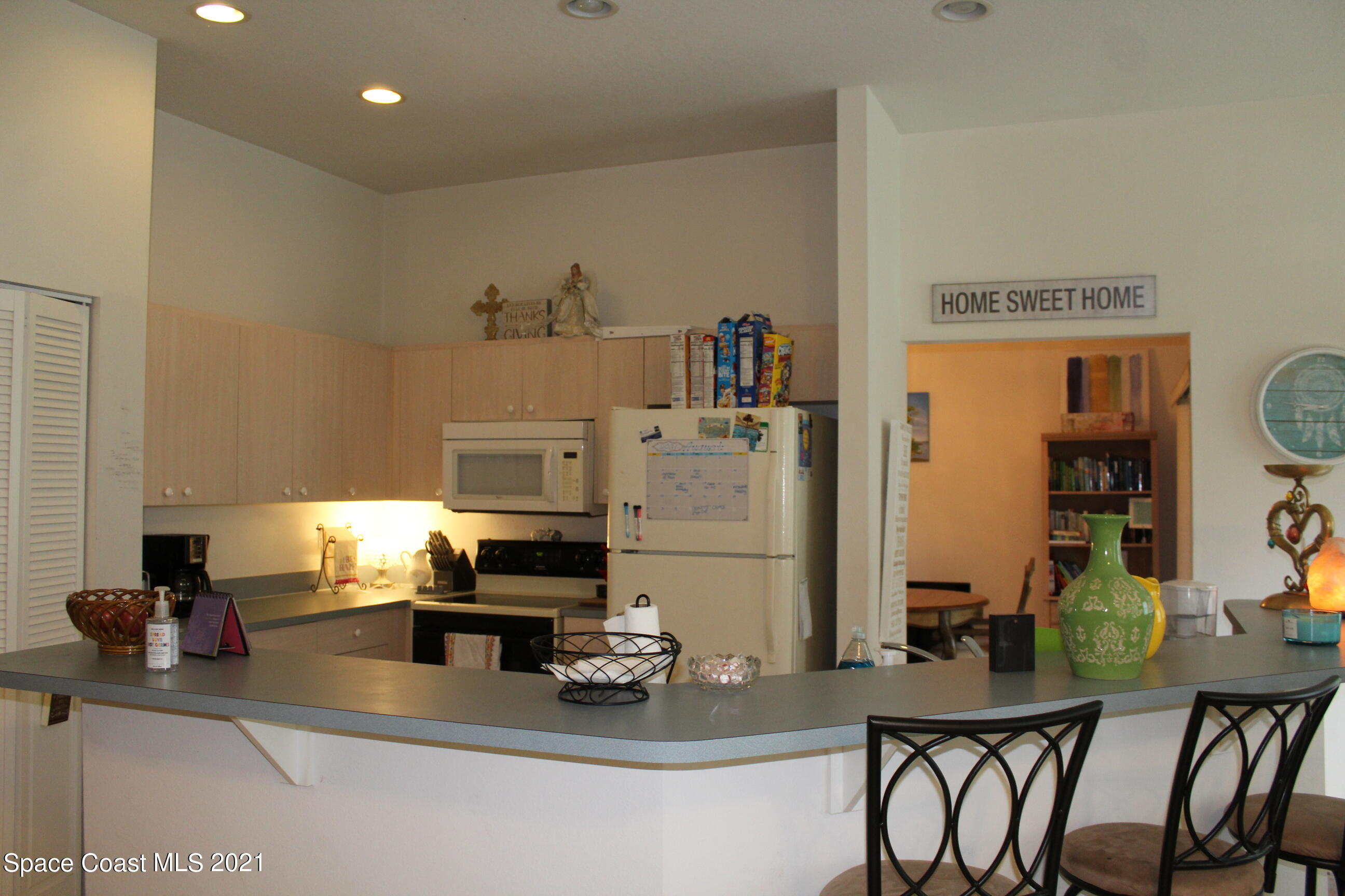 3067 Temple Lane North Rockledge, FL 32955 - Photo 6 of 19 Kitchen
