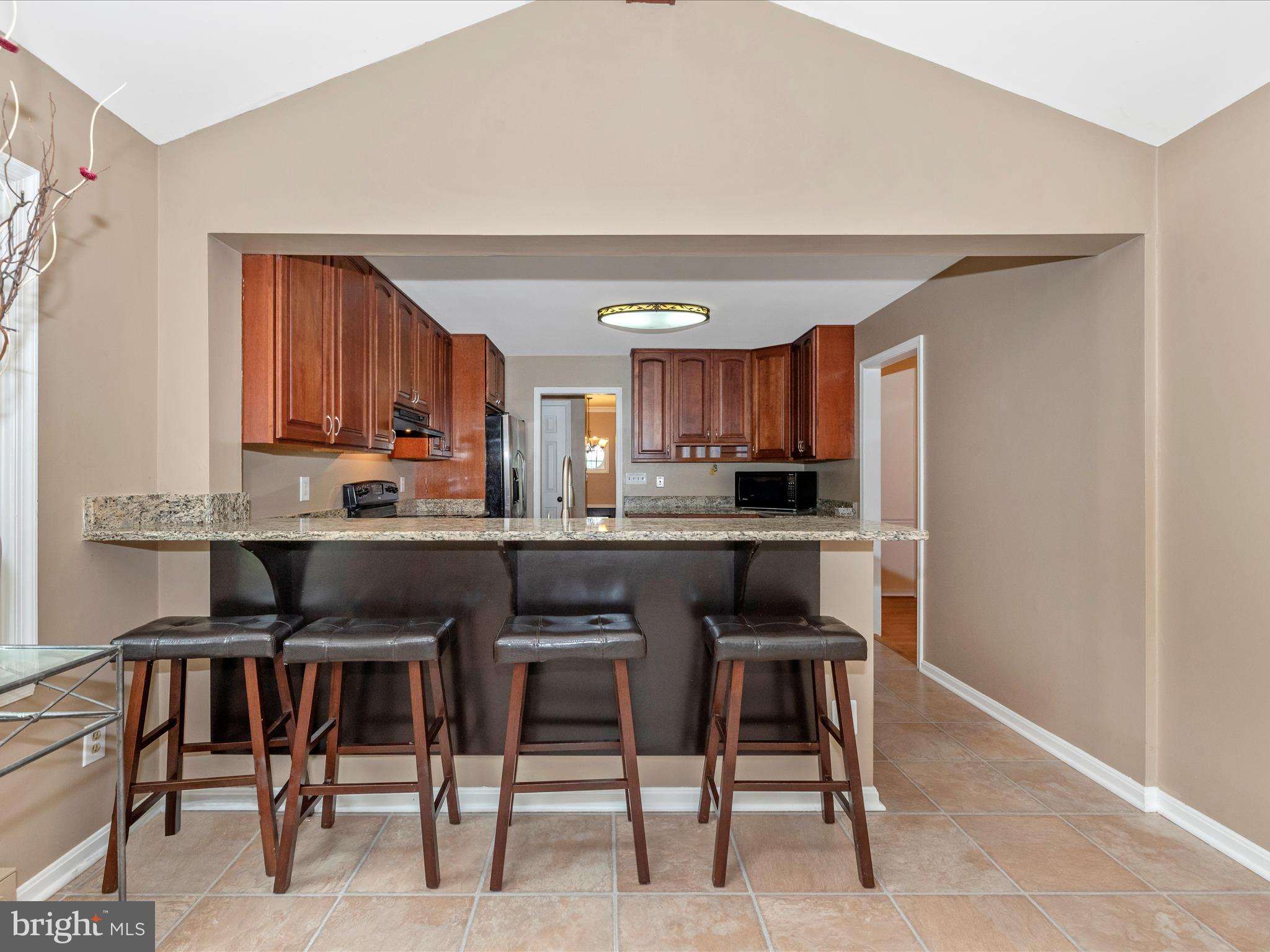 8009 Hilton Road Gaithersburg, MD 20882 - Photo 18 of 61 Kitchen