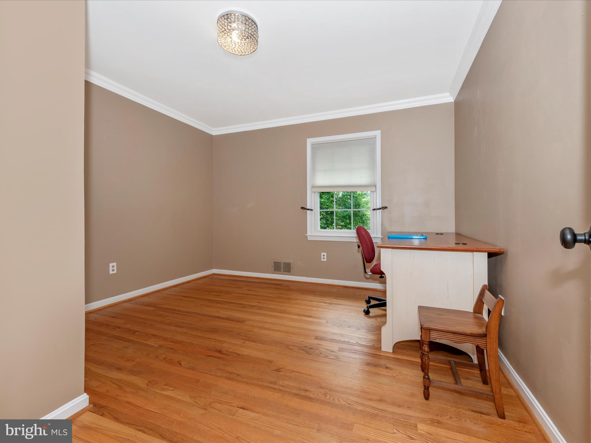 8009 Hilton Road Gaithersburg, MD 20882 - Photo 27 of 61 Bedroom 2