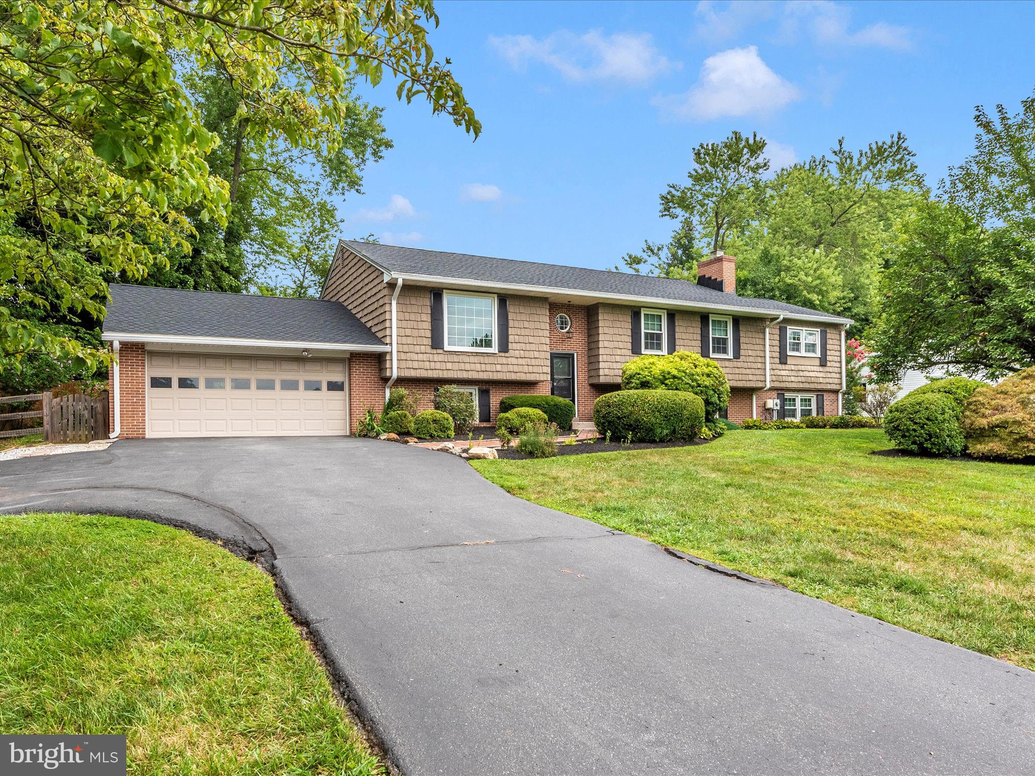 8009 Hilton Road Gaithersburg, MD 20882 - Photo 54 of 61 Exterior Front
