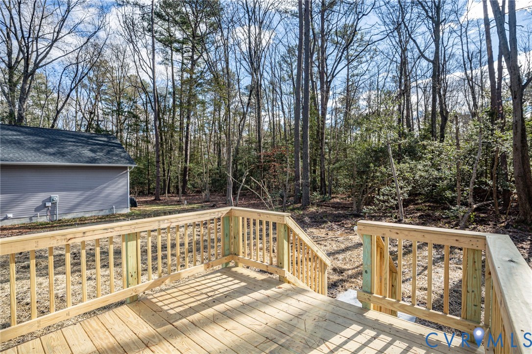 69 Pinewood Lane Colonial Beach, VA 22443 - Photo 13 of 20 View of wooden deck