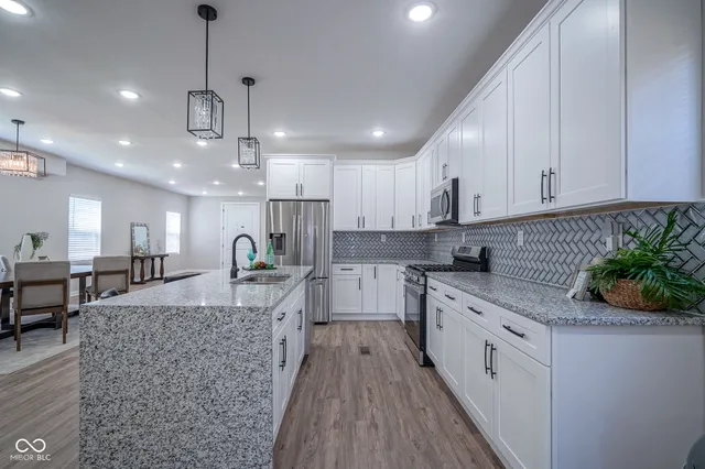 $359,900 | 3439 Broadway Street, Indianapolis, IN 46205