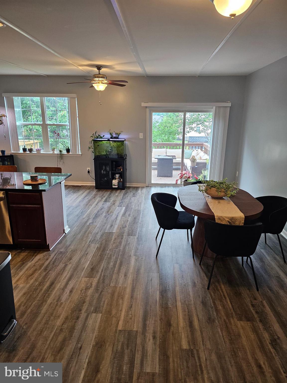 64 Milestone Court Chambersburg, PA 17201 - Photo 26 of 59 Eat-in kitchen plus room for more!