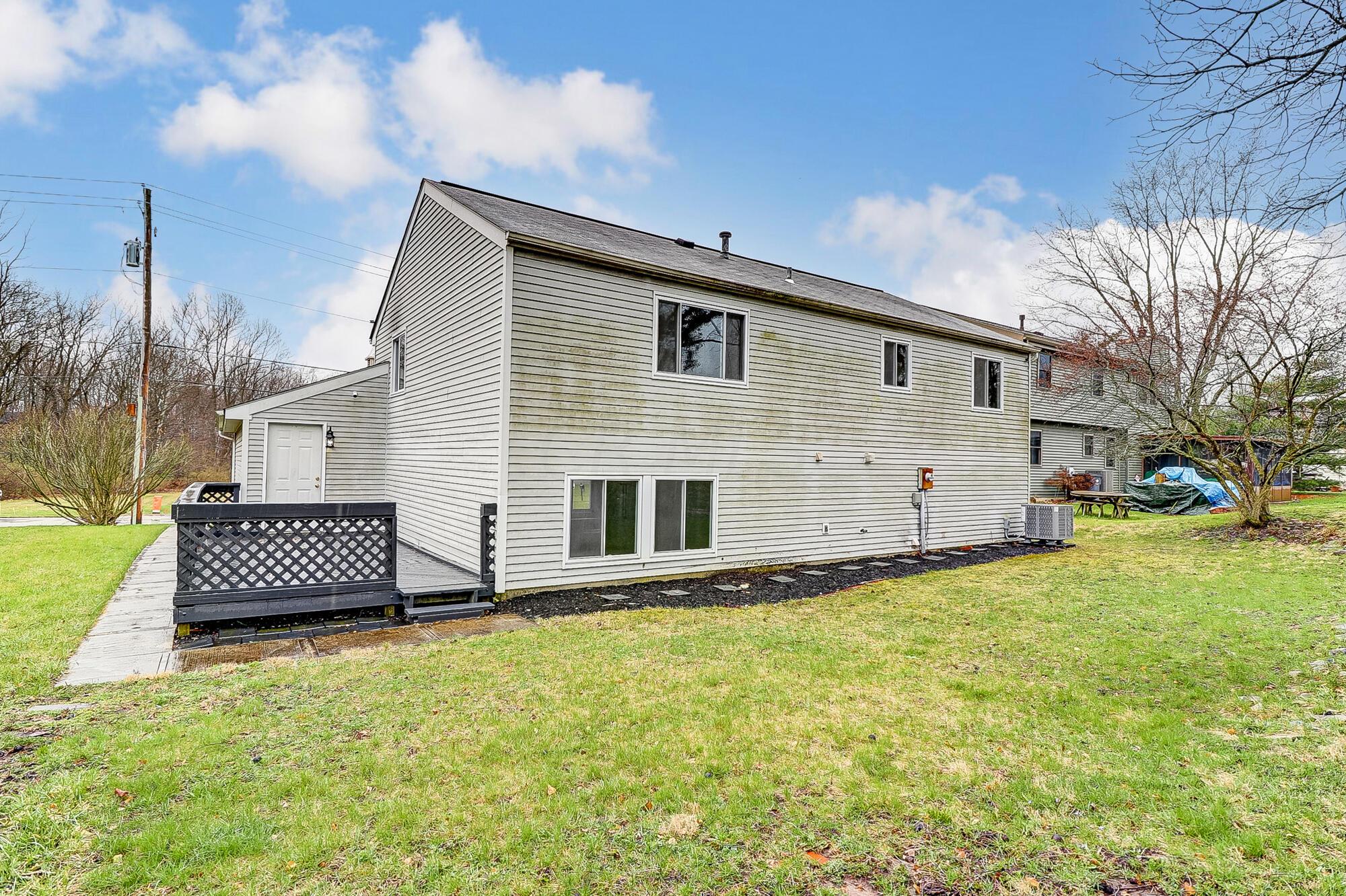 7270 Rodebaugh Road Reynoldsburg, OH 43068 - Photo 32 of 34 034