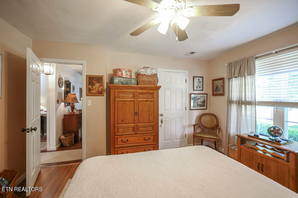 610 Busbee Road Knoxville, TN 37920 - Photo 20 of 42 3E6A1166-12