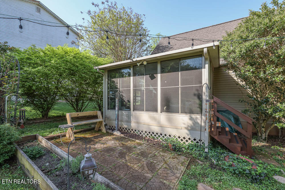610 Busbee Road Knoxville, TN 37920 - Photo 36 of 42 3E6A1193-33