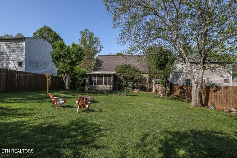 610 Busbee Road Knoxville, TN 37920 - Photo 37 of 42 3E6A1194-34