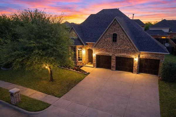 $465,700 | 1208 Grayhawk Drive, Forney, TX 75126