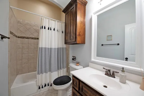 $465,700 | 1208 Grayhawk Drive, Forney, TX 75126