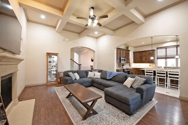 $465,700 | 1208 Grayhawk Drive, Forney, TX 75126