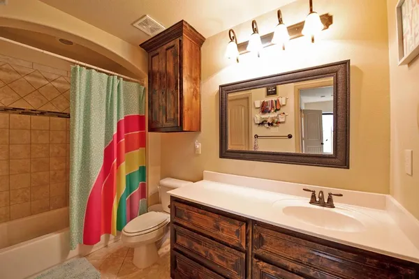 $465,700 | 1208 Grayhawk Drive, Forney, TX 75126