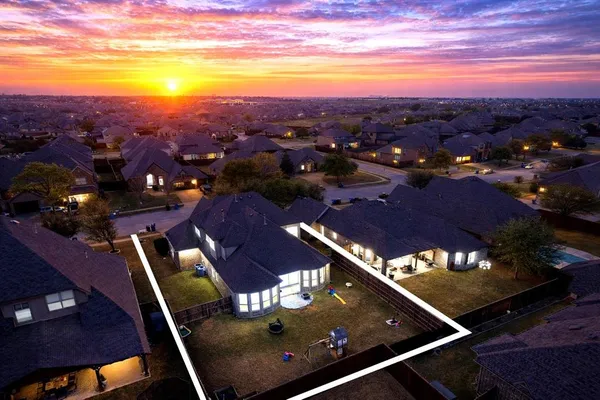 $465,700 | 1208 Grayhawk Drive, Forney, TX 75126