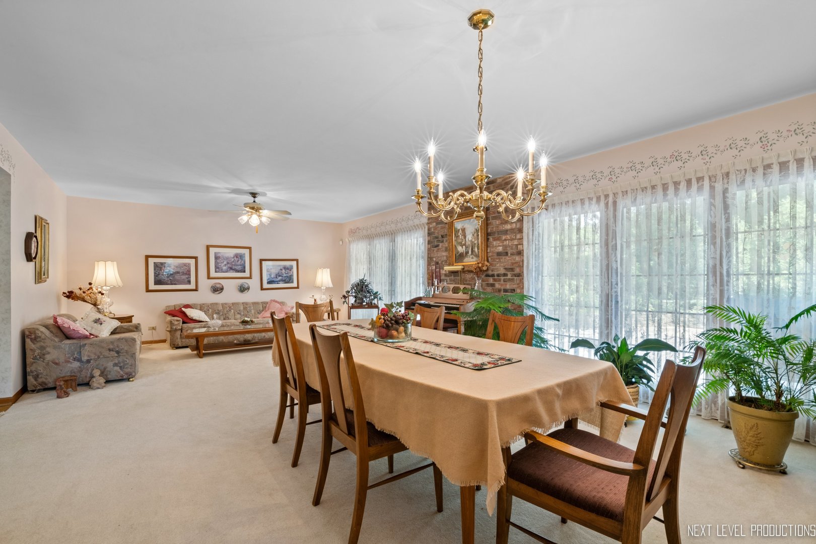 11N699 Old Barn Road Elgin, IL 60124 - Photo 8 of 32 a view of a dining room with furniture and chandelier