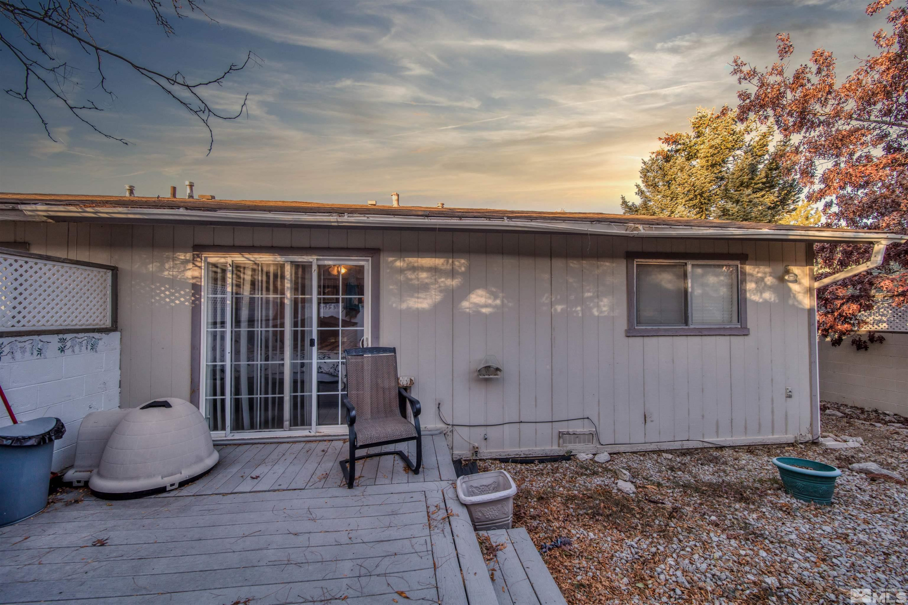 6480 Lotus Street Reno, NV 89506 - Photo 22 of 22 a backyard of a house