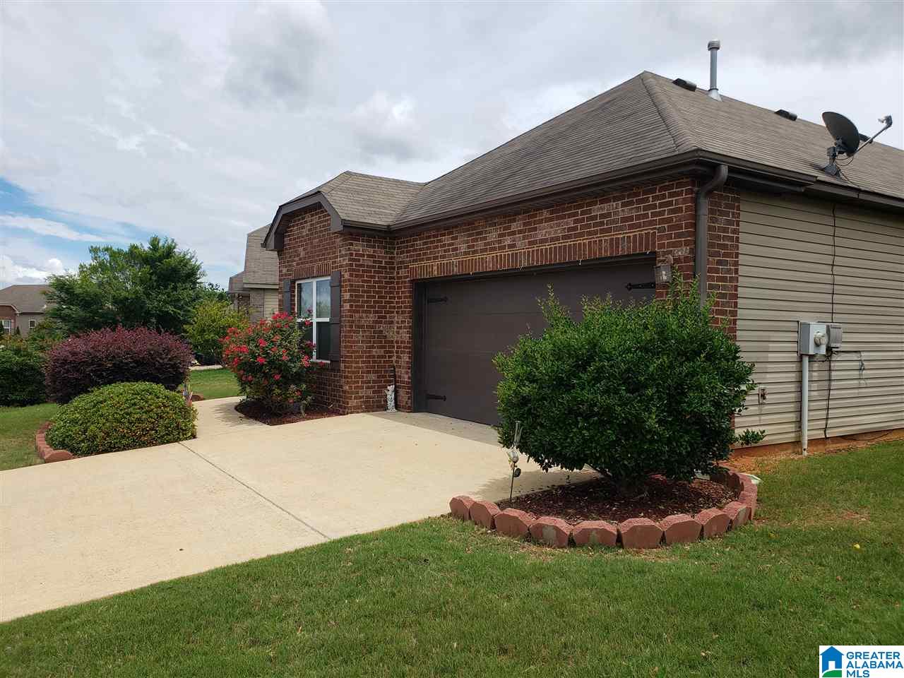 4733 Rosser Loop Drive Bessemer, AL 35022 - Photo 3 of 5
