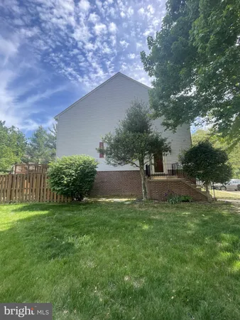 $3,950 | 8845 Eagle Rock Lane, Springfield, VA 22153