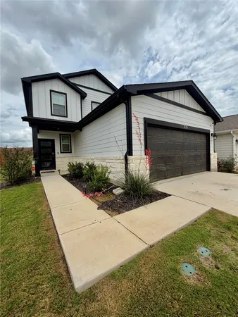 $350,000 | 305 Tolo Drive, Elgin, TX 78621